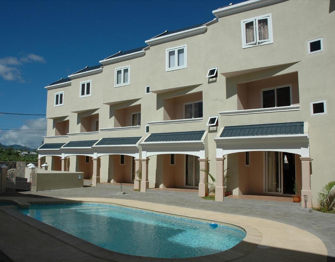Montagu Villa Flic en Flac Exterior photo